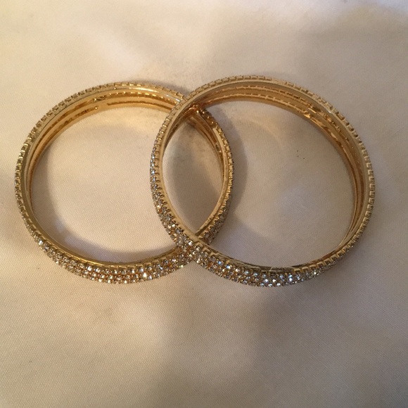 Set Of Two(2) Beautiful Crystal/ Goldtone Bangles - Picture 2 of 3